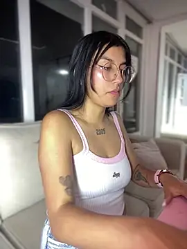 GabyLopez Pink online show from June 24, 3:16 am