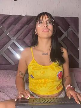 GabyLopez Pink online show from July 8, 7:32 am