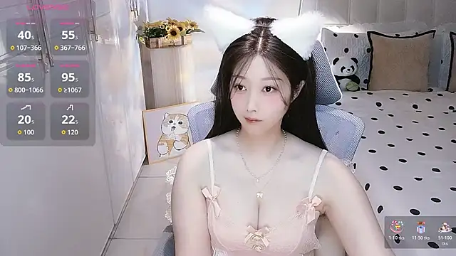 Angelucky- online show from August 6, 7:21 pm