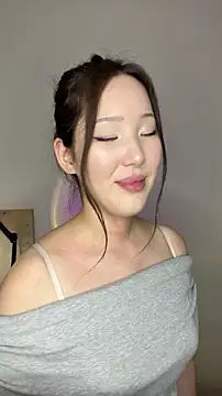Lillie sunn online show from July 21, 10:49 am