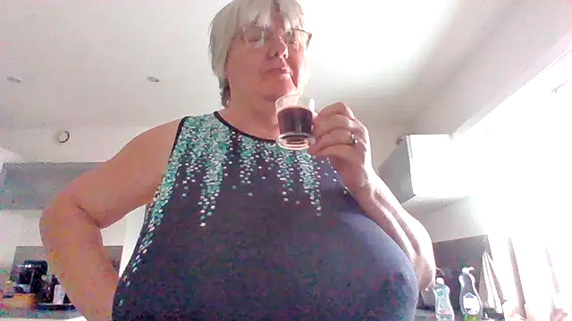 coquinesensuel online show from July 14, 6:51 am