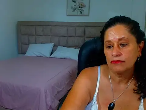 juanitaaxoox online show from July 28, 2:13 pm