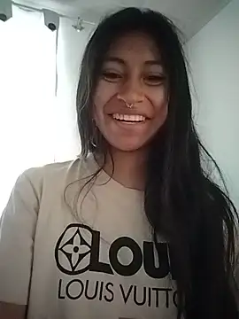 Pocahontas Honey online show from July 20, 2:19 pm