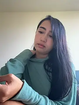 Ashleygross777 online show from August 1, 8:22 pm