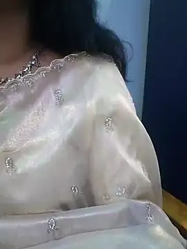 Zaara-Rose online show from June 27, 5:30 pm