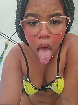 Alexandra Jaramillo online show from June 30, 12:48 pm