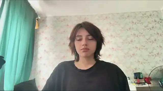 LilyChop online show from June 25, 7:35 am