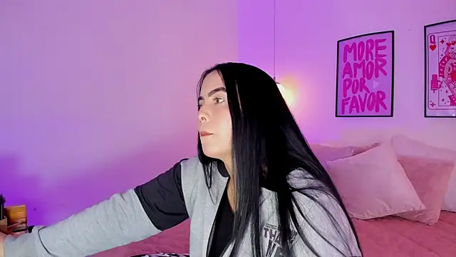 camilaa7 online show from August 7, 11:17 am