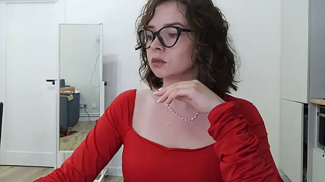 Selenneh online show from July 14, 5:06 pm