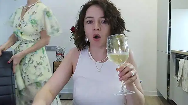 Selenneh online show from July 22, 7:26 pm