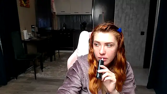 Reginasmilee online show from April 16, 3:07 am