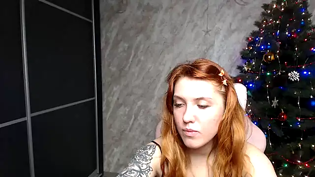 Reginasmilee online show from December 21, 12:20 pm