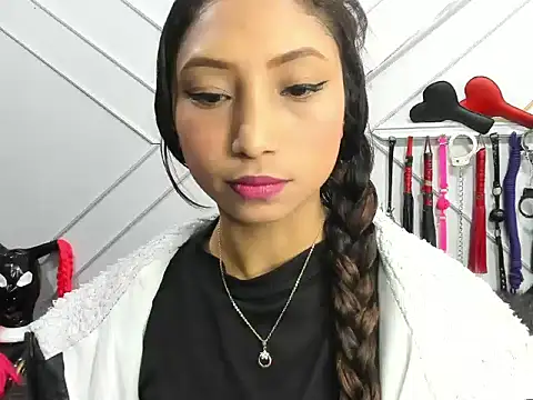 SarayZareen online show from July 25, 12:34 pm