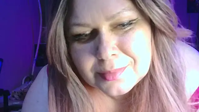 Roksolana5398 online show from July 22, 8:43 pm