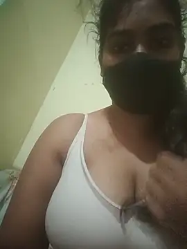Cute-girlyy online show from July 12, 9:54 am