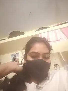 Cute-girlyy online show from July 11, 4:23 am