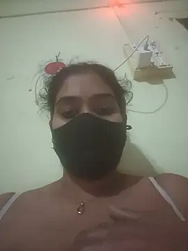 Cute-girlyy online show from July 24, 9:51 am
