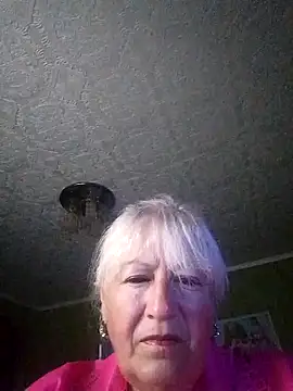 EmmaSwan555 online show from July 21, 5:24 pm