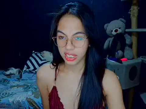 ameliaxlove online show from August 2, 7:17 pm