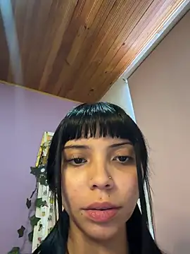 AlanaStormm online show from July 28, 12:48 pm
