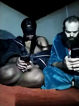 Interracialcouple35 online show from July 29, 5:57 pm