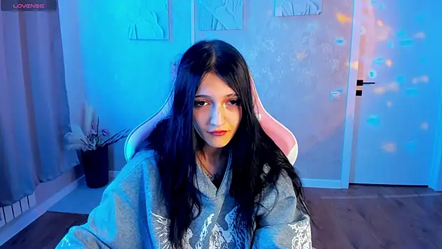 Emily Carteri online show from July 27, 12:51 am
