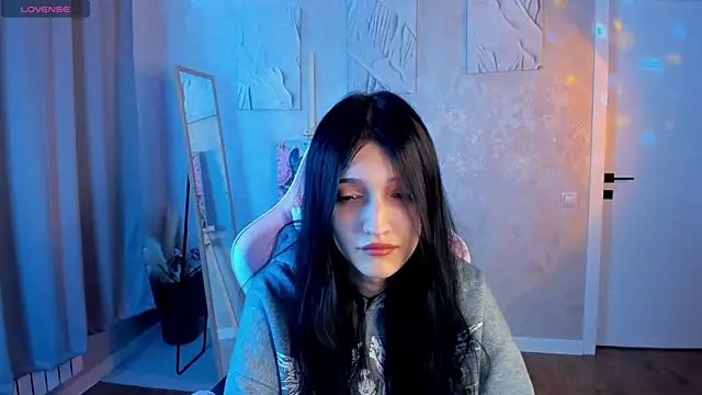 Emily Carteri online show from July 26, 12:40 am