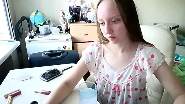 ElizaRass online show from July 25, 1:07 pm