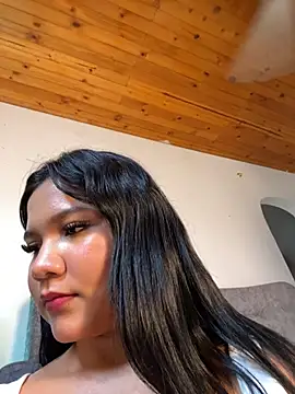 kiaradolls online show from July 18, 1:57 pm
