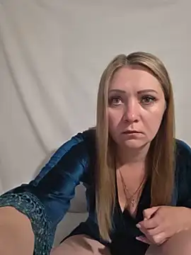 SassiSandra online show from July 7, 7:16 pm