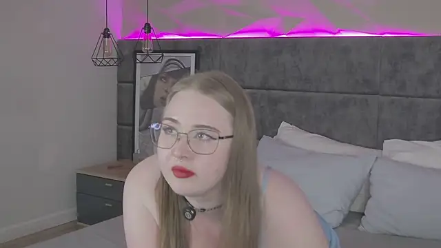 AprilWoods online show from July 7, 12:19 pm