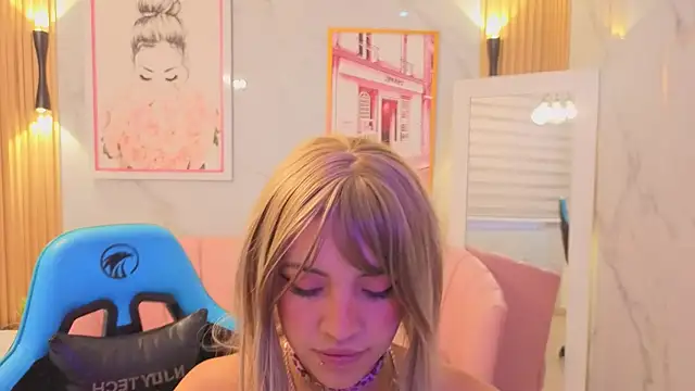 yuna doll a online show from July 24, 12:36 pm