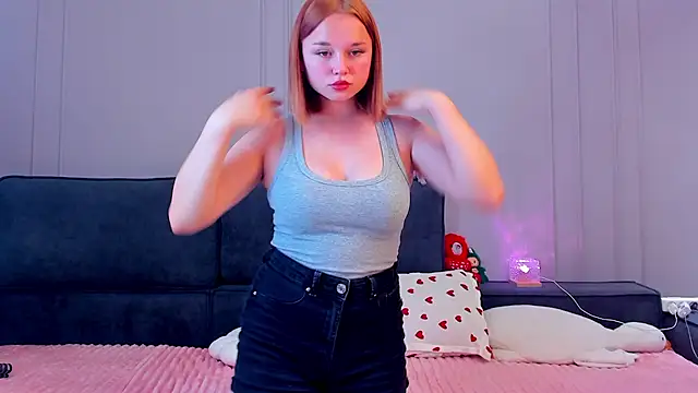cutechibby online show from July 11, 4:23 am