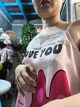  miu  love  online show from July 1, 4:45 am