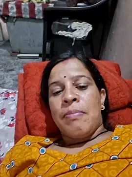 neeru190 online show from July 20, 5:43 am