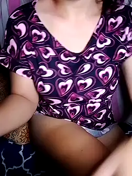 YummyPussy19 online show from July 12, 6:31 pm