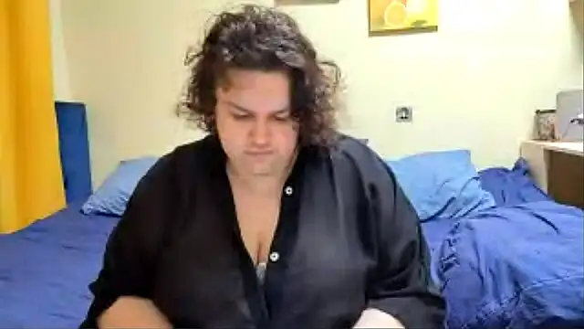 QueenGenra online show from July 23, 8:17 pm