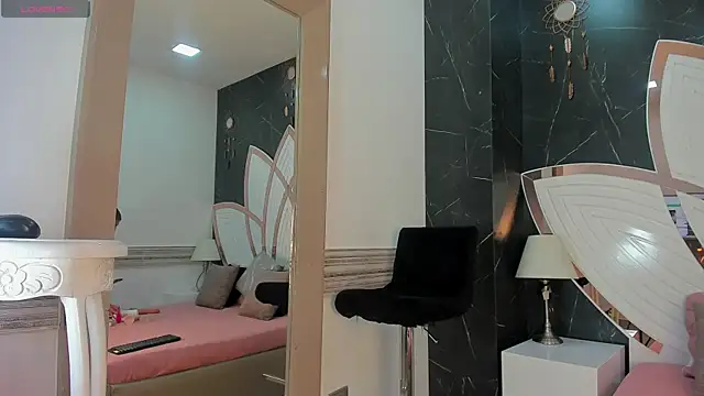 Veronica M0ntiel online show from July 27, 12:57 pm