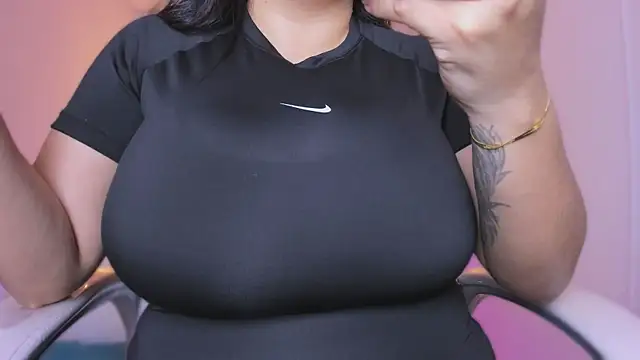 DaniaMillerr  online show from July 29, 4:01 am