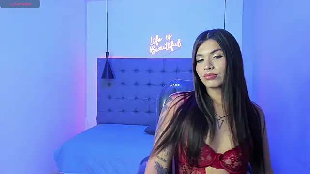 CryBabyVelvet online show from July 13, 1:45 pm