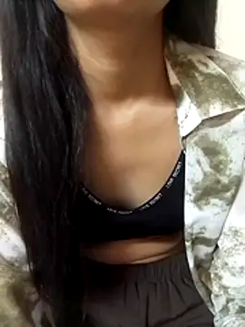 nadiya khan  online show from July 12, 3:02 pm