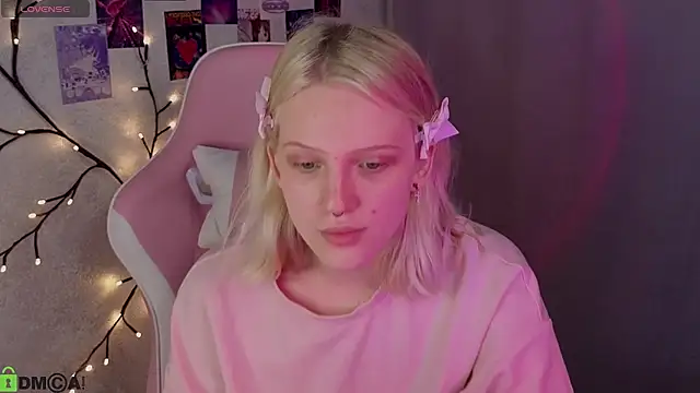 Lilly Jhonass online show from July 29, 1:16 am