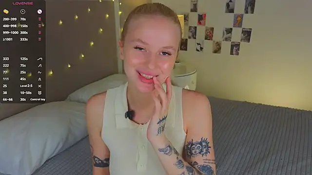essyle online show from July 19, 8:49 am