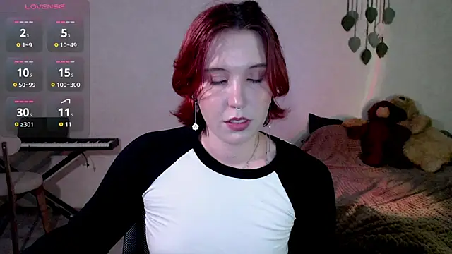 ember lune online show from July 28, 3:21 pm