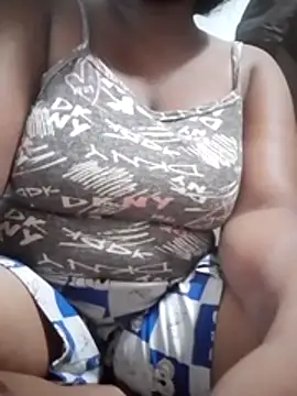 chubbybubby25 online show from July 16, 5:23 am