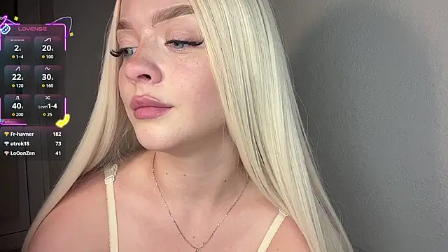ElsaJeanX online show from July 28, 6:20 pm