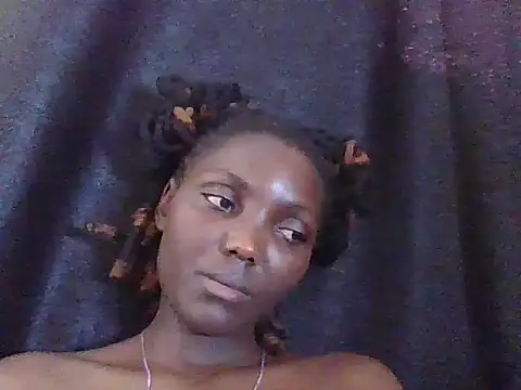 Black beautygirlll online show from July 15, 12:32 pm