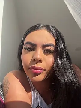 Aylin Fox online show from July 25, 9:55 pm