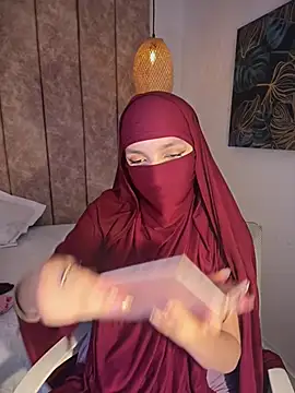 mariiiam  online show from July 22, 7:26 pm
