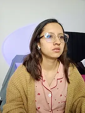 JustVeroo online show from July 15, 5:12 am